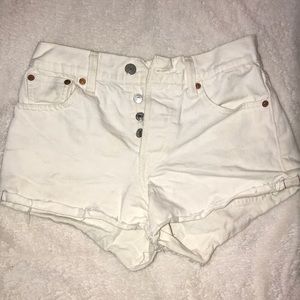 Levi’s white jean shorts